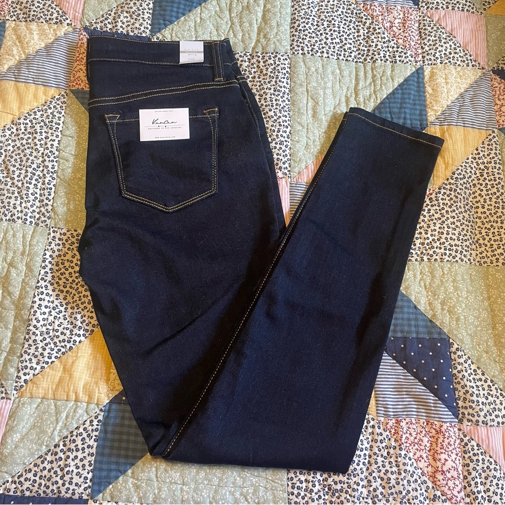 NWT Kancan Buckle Mid Rise Skinny Denim Jeans